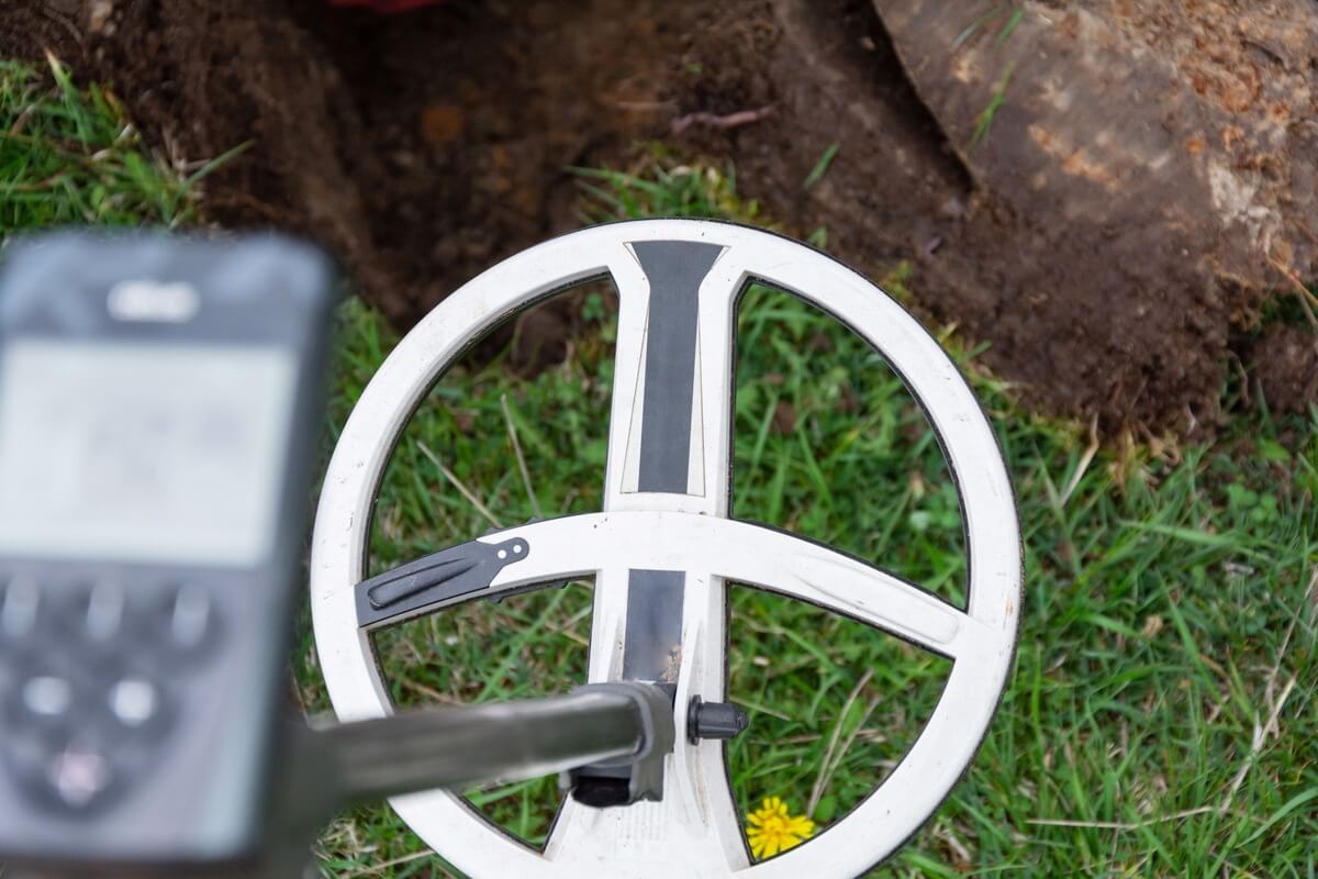 عمق واقعی و عملکرد فلزیاب دئوس 1